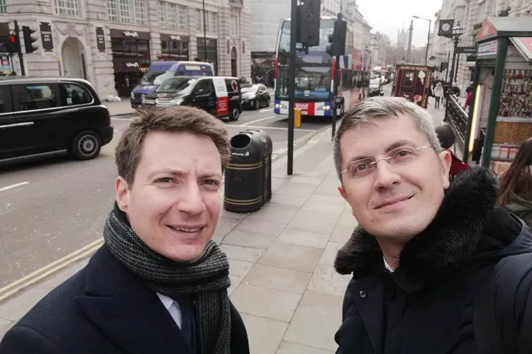 Caramitru, apel la menținerea coaliției PSD-PNL și susținere pentru Geoană Foto: Facebook