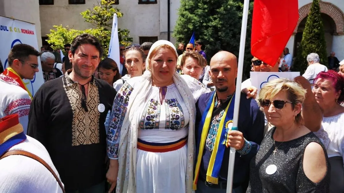 Latina se trage din română, nu invers, a decis Șoșoacă Foto: Facebook