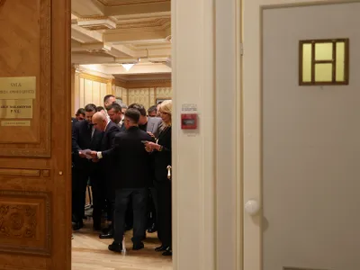 Guvernul Bolojan continuă să reducă, ușor, numărul bugetarilor, deși PSD blochează restructurările Foto: Inquam/Octav Ganea