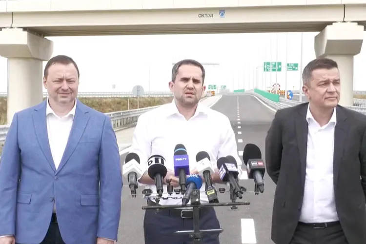 Autostrada A0, finalizată, spre sfârșitul anului (sursa: Facebook/Sorin Grindeanu)