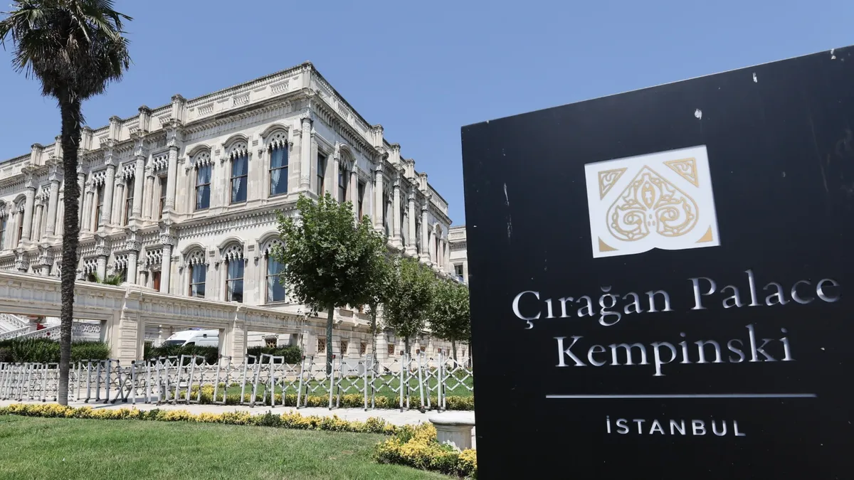 Întâlnirea șefilor delegațiilor ucraineană și rusă (sursa: Tass.ru)