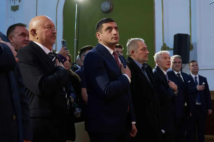 Votul AUR pentru Veștea, blamat de susținători (sursa: Facebook/George Simion)