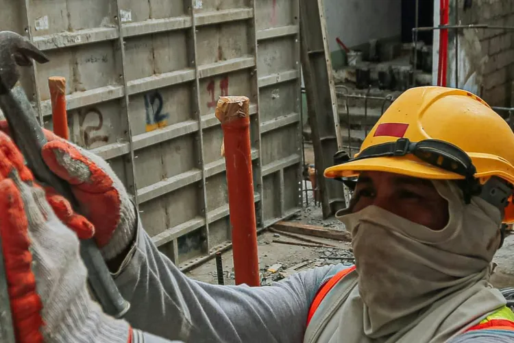 Peste 8.000 de imigranți din afara UE într-un singur an într-un singur județ (sursa: Pexels/Denniz Futalan)