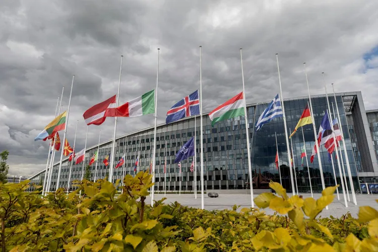 Rusia versus NATO, un scenariu posibil (sursa: Facebook/NATO)