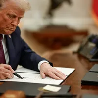 Trump declară engleza limbă oficială SUA (sursa: Facebook/The White House)