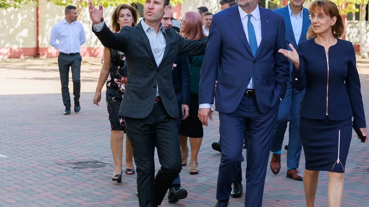 Primarul Negoiță, prietenul lui Ciolacu, împarte milioane de euro către propagandă Foto: Facebook