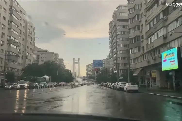 Vreme rece săptămâna viitoare, cu ploi, vânt şi ninsoare la altitudini mari Foto: Captură video