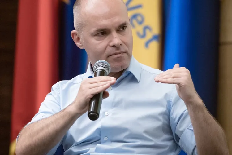 Funeriu: „Acțiunea sindicatelor, legitimă în măsura în care cer şi lucruri legate de legea educației”. Miclea: „Salarizarea trebuie făcută diferențiat, în funcție de prestația didactică”