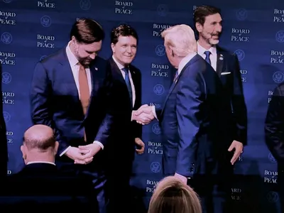 Anne Applebaum apără decizia lui Nicușor Dan de a participa la Consiliul pentru Pace Foto: X/Twitter Nicusor Dan