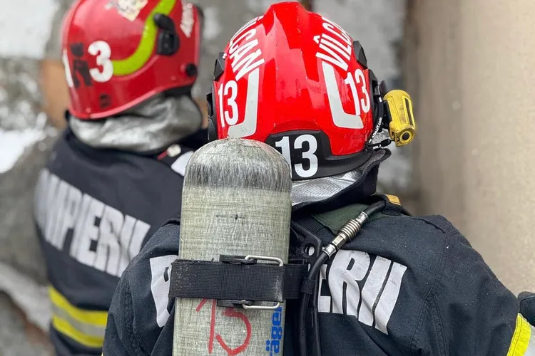 Incendiu în Pipera, țeavă de gaze fisurată (sursa: Facebook/IGSU)