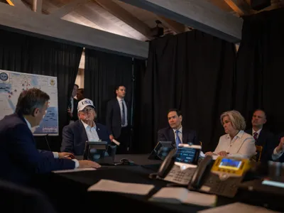 Trump amenință Iranul în caz de represalii (sursa: Facebook/The White House)