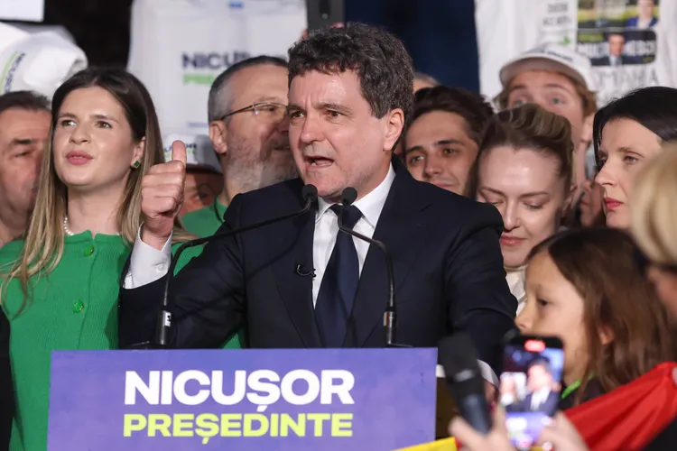 Efectul victoriei lui Nicușor Dan asupra economiei Foto: Inquam/George Calin