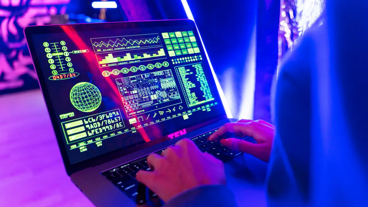 Compania rusă Aeroflot, atacată de hackeri (sursa: Pexels/Antoni Shkraba Studio)