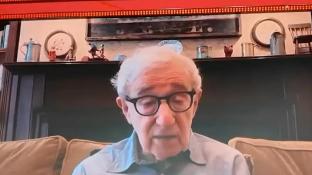 Ucraina denunță gestul lui Woody Allen (sursa: YouTube/METRO TV)