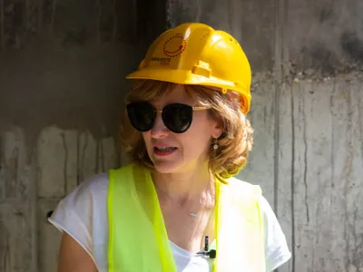 Oana Gheorghiu pare surprinsă: „Chiar şi oamenii din ministere își doresc să facă treabă” Foto: Facebook