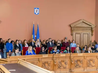 „Magistraţii sunt independenţi atât cât vor ei. Când acceptă să fie slugi, rămân slugi”, spune Băsescu Foto: Inquam/Gyozo Baghiu