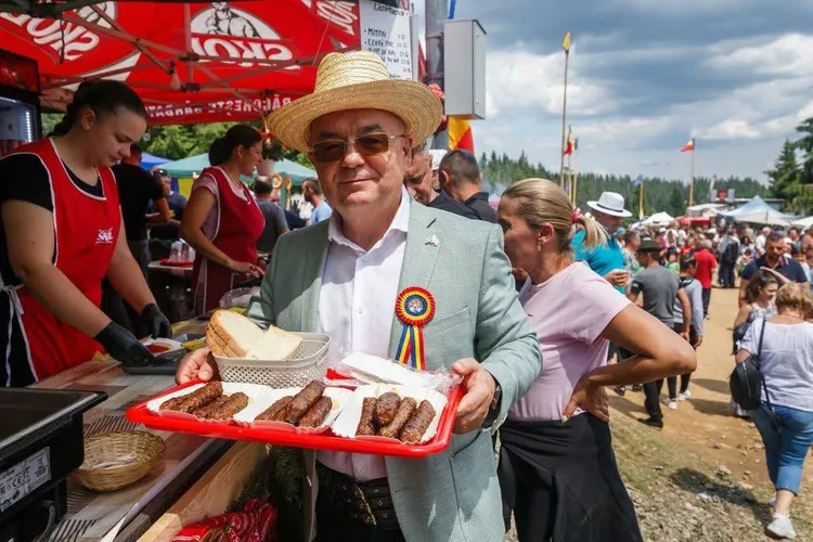 Boc, atacuri halucinante la partenerii de guvernare Foto: Facebook