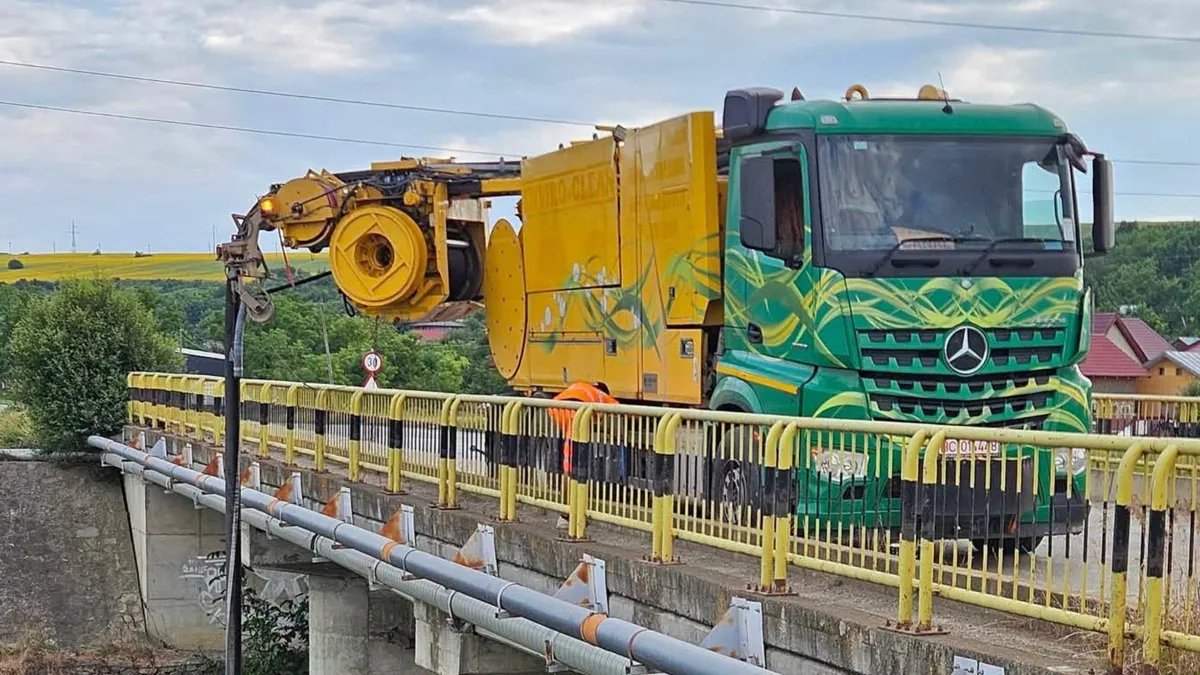 Vidanjă surprinsă deversând lichid în râul Bahlui, în zona Brătuleni