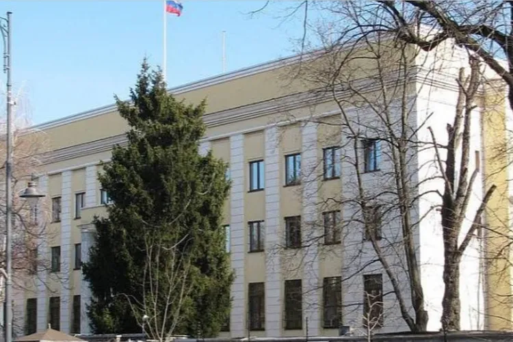 Incident la Ambasada Rusiei, stomatolog exonerat (sursa: romania.mid.ru)