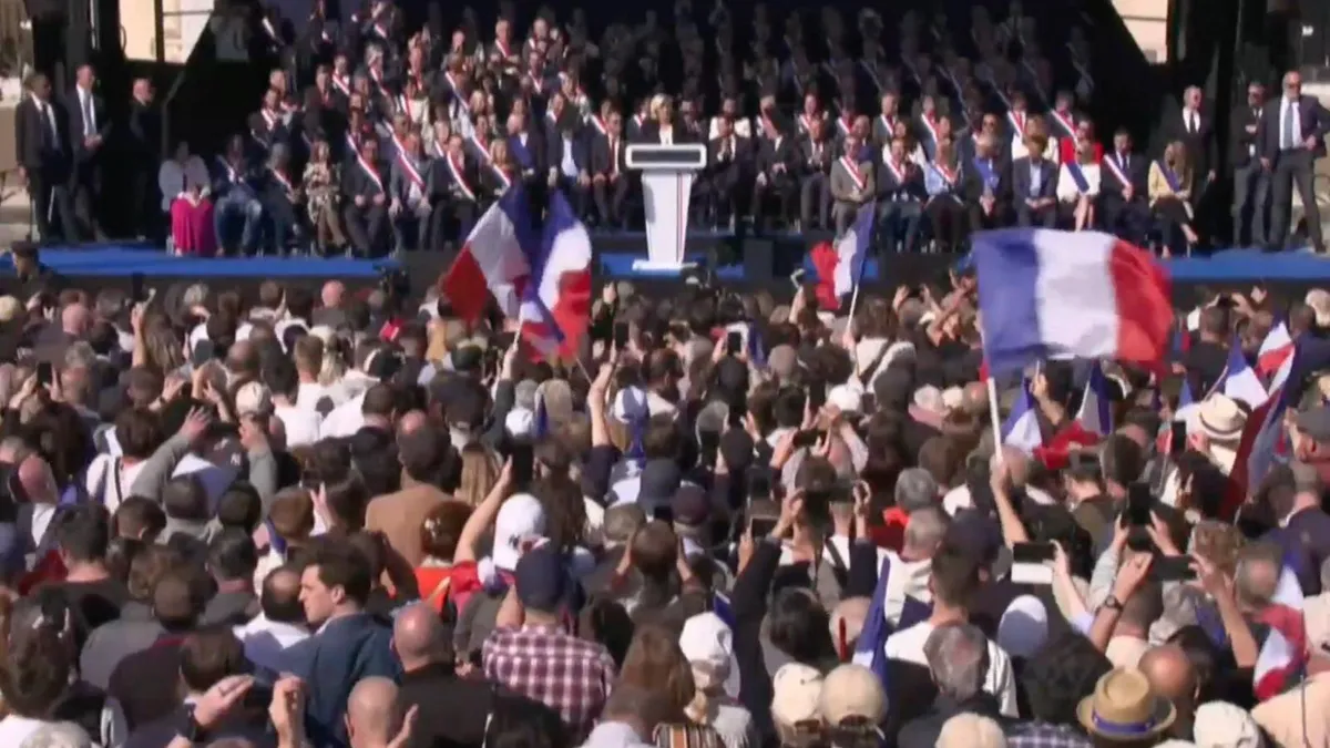 Miting pro-Marine Le Pen la Paris (sursa: Facebook/Marine Le Pen)