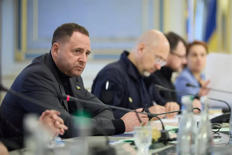 Șeful de cabinet al lui Zelenski demisionează (sursa: Facebook/Volodimir Zelenski)