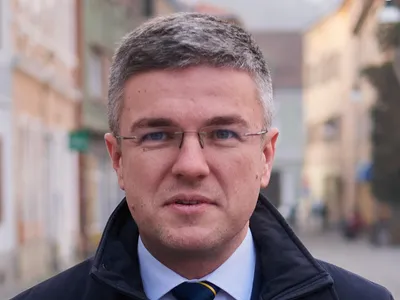 Șefa de cabinet a ministrului Darău (USR), doi cu suspendare pentru o angajare fictivă la Interne (sursa: Facebook/Darău Irineu)