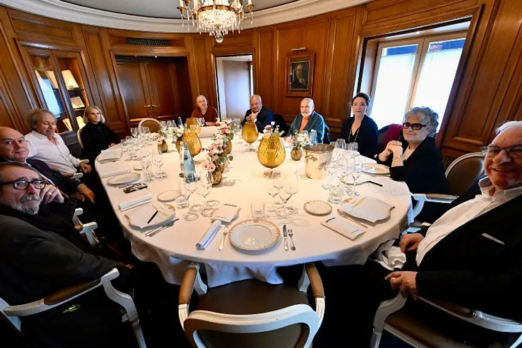 Academicienii Goncourt vor veni în România (sursa: Facebook/Académie Goncourt)