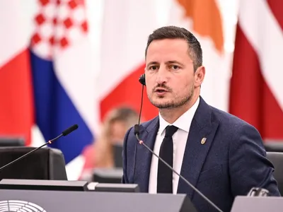 Europarlamentarul Nicu Ștefănuță crede că Iașiul este lăsat în urmă (sursa: Facebook/Nicu Ștefănuță)