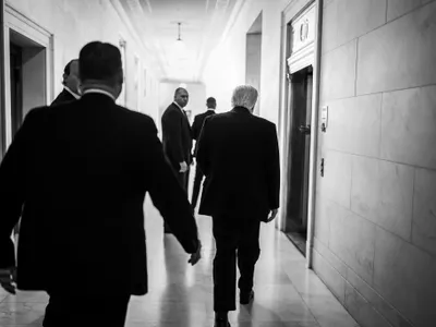 Trump dă ordin să fie scufundată orice navă, oricât de mică, implicată în minarea strâmtorii Ormuz Foto: Facebook White House