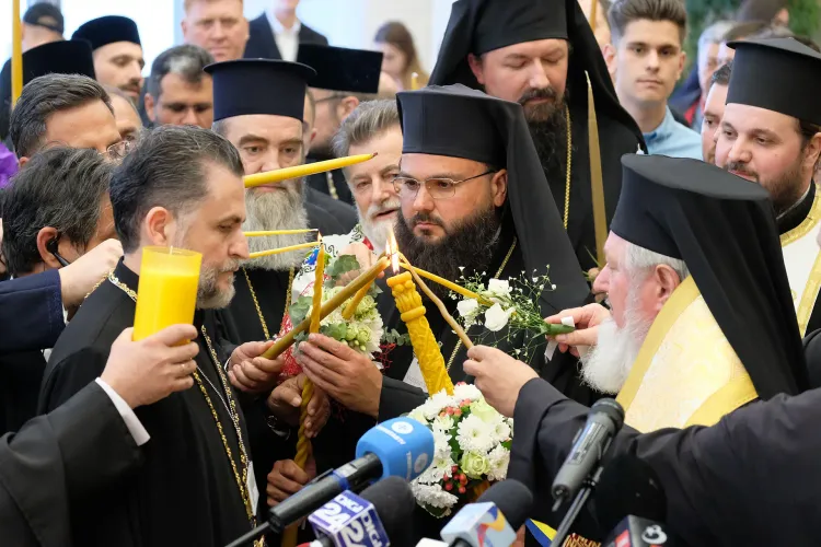 Lumina de Paști ajunge în România (sursa: basilica.ro)