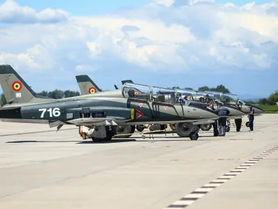 Viitorii piloți F-16, lăsați fără IAR-99 (sursa: Inquam Photos/George Călin)