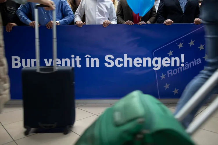 România a intrat în Schengen terestru (sursa: Inquam Photos/Octav Ganea)