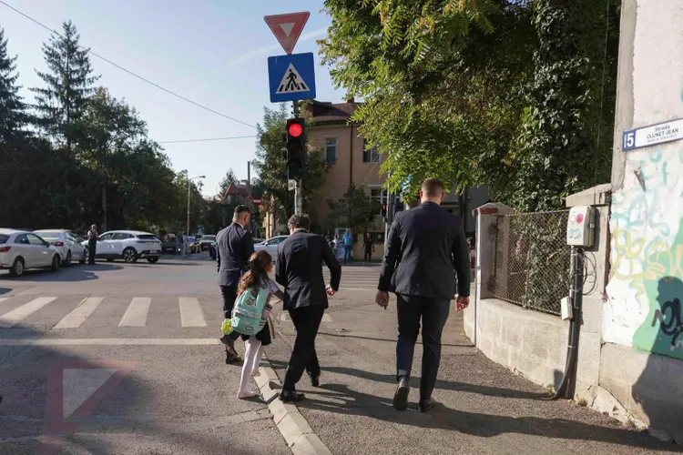 Nicușor Dan, sensibil la îngrijorările profesorilor (sursa: Inquam Photos/Octav Ganea)