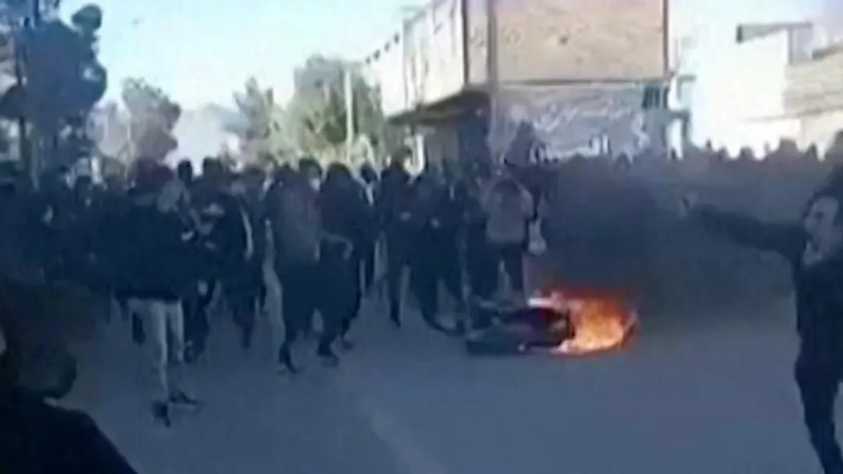 Proteste de amploare în Iran (sursa: UGC)