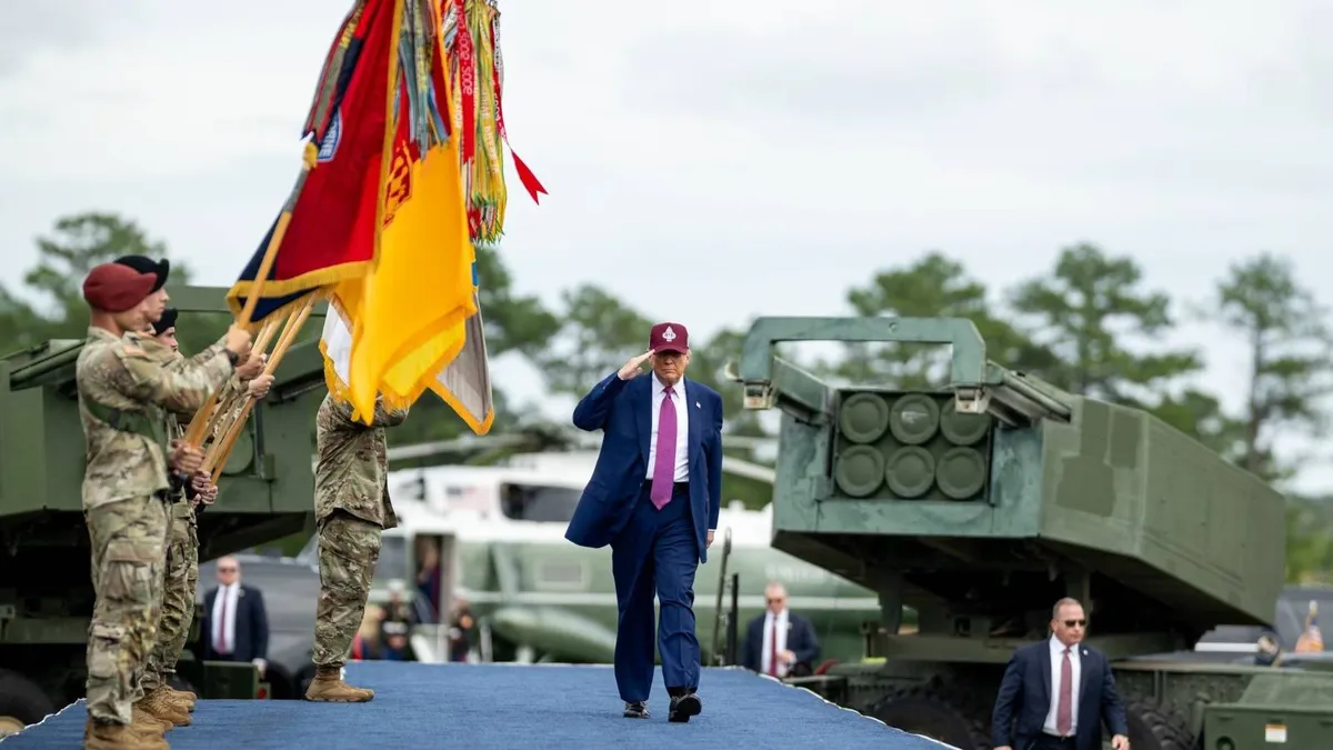 Donald Trump schimbă numele Departamentului Apărării (sursa: Facebook/The White House)