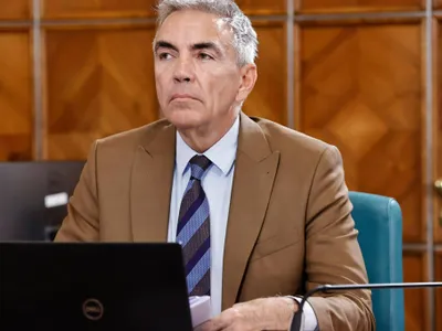 Interesele au blocat reformele administrației (sursa: Facebook/Dragos Anastasiu)