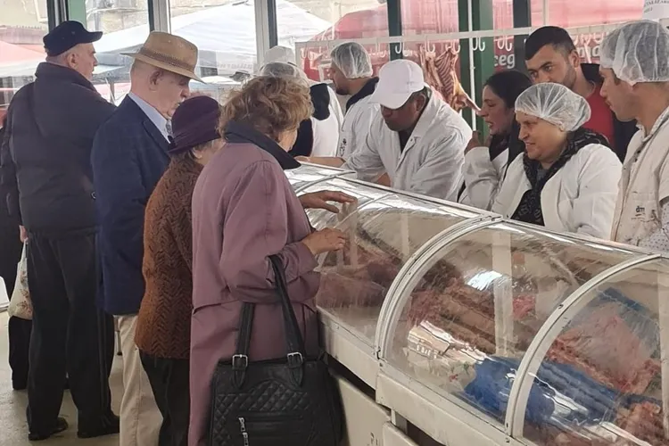 Prețul cărnii de miel a scăzut (sursa: ziaruldeiasi.ro)