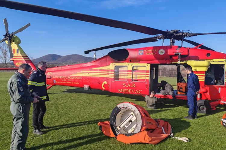 Arafat cumpără elicoptere la DSU, dar nu are cine să le piloteze: deficit de 65 de piloți militari (sursa: Facebook/IGSU)