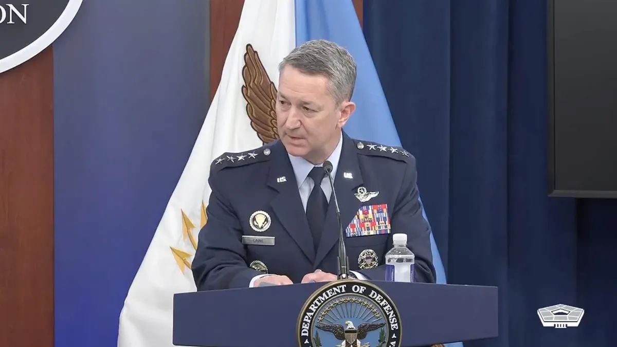 Operațiunea SUA în Iran, tactici diversioniste (sursa: Facebook/U.S. Department of Defense)