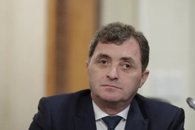 Hainele șefului Vămii, plătite de subordonați. Acum, Ion Cupă, fostul șef, e adjunct ANAF (sursa: Inquam Photos/Octav Ganea)