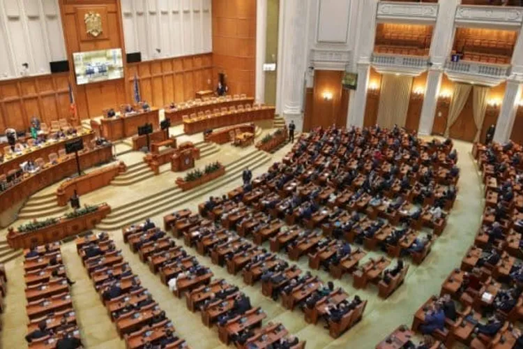 Pensiile parlamentare speciale, recâștigate în instanță (sursa: ziaruldeiasi.ro)