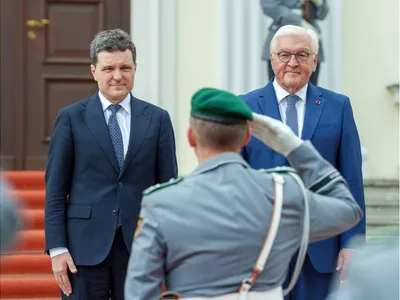 Cel mai influent cotidian din Germania, de orientare conservatoare, îl laudă pe Nicușor Dan Foto: Facebook