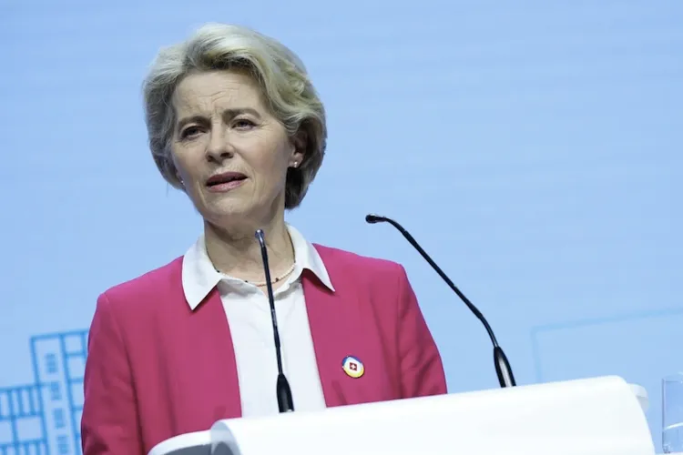 Șantajul rusesc poate fi înlocuit cu cel chinezesc, a avertizat Ursula von der Leyen, în contextul în care UE vrea tranziție verde și digitalizare