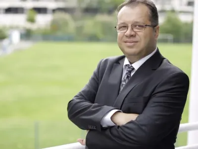 Inutila AMEPIP plătește 1,3 milioane lei pe an ca să închirieze mașini cu șofer de la RAAPPS. Cancelaria Guvernului a renunțat la șoferi