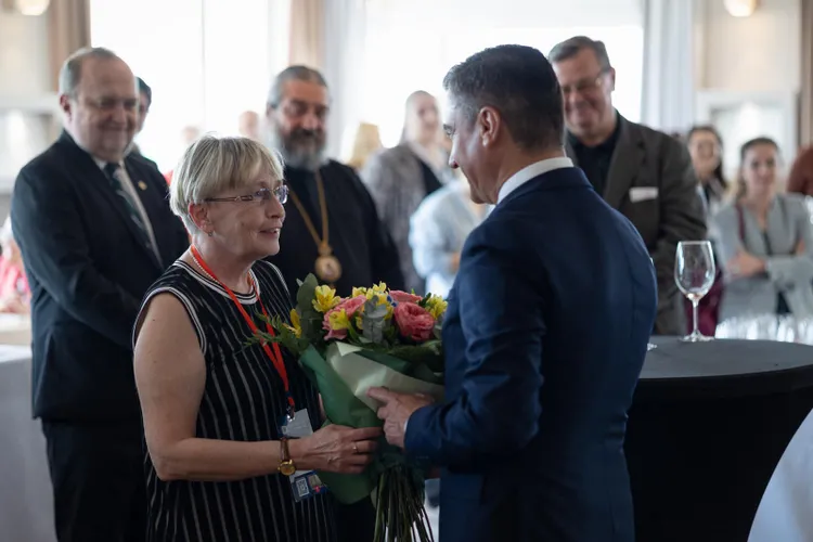 Primarul, acuzat că-și bătea crunt nevasta (sursa: Facebook/Mihai Chirica)