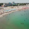 Coșmarul de pe plajele românești: construcții clandestine, deversări de apă netratată în mare, fose și rezervoare ilegale de gaz îngropate în plaje (sursa: Pexels/Czapp Árpád)