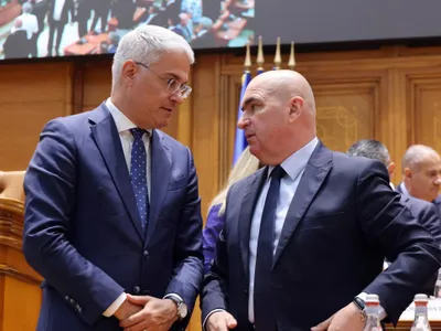 Dragos Pislaru il trolează pe Vestea Foto: Facebook