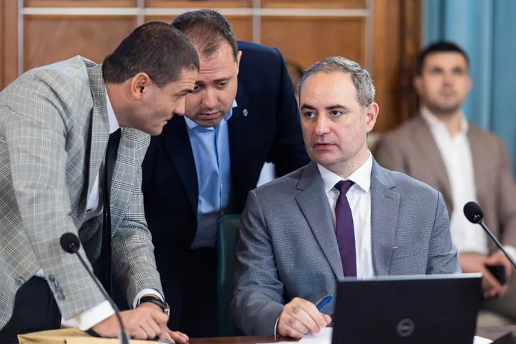 Deficitul bugetar a ajuns la 2%, la final de iunie, mult sub cel din 2025 - surse presă