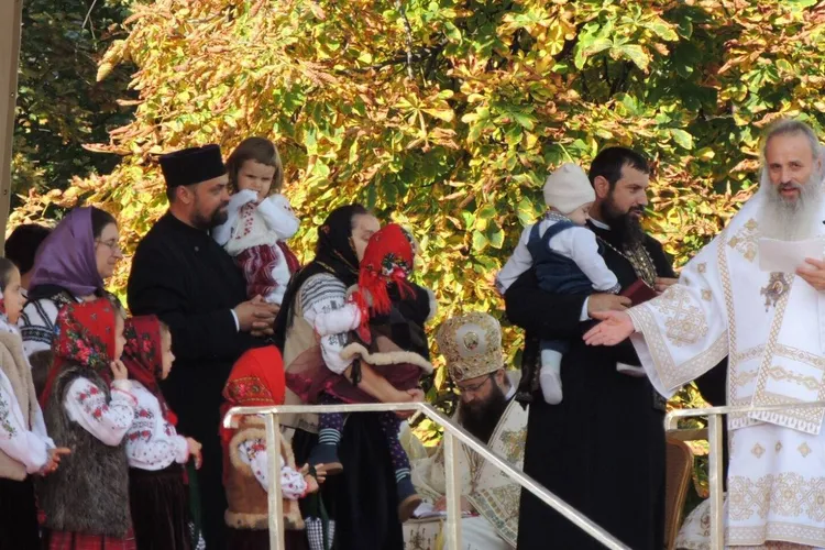 Distincții pentru preoți cu mulți copii (sursa: ziaruldeiasi.ro)