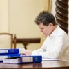 Nicușor Dan a primit sute de pagini despre problemele din justiție de la magistrații cu care se va întâlni luni la Cotroceni (sursa: Facebook/Nicușor Dan)